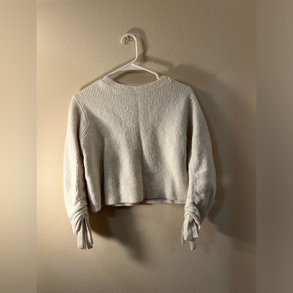 Women’s Cashmere Wool Blend Sweater Ivory White & Brown Color Available - Picture 3 of 11